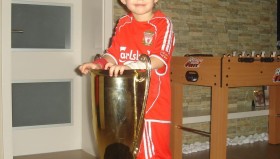 完美体育官方网站-2017年欧冠杯决赛精彩对决与技术统计回顾